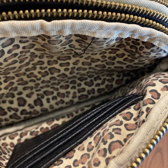 Small Black Purse - Picture 3 of 5